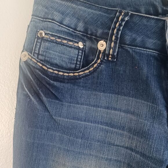 YMI blue flare leg jeans size 7 - Picture 6 of 10